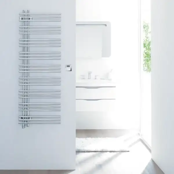 Полотенцесушитель водяний Zehnder Yucca Asym 1304x378 300 Вт, хром (YAC-130-040 Chrome)