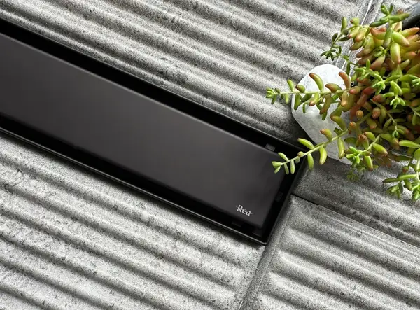 Rea Neox 70 Pro Трап для душу, чорний (REA-G7802)