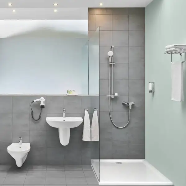 Змішувач для душа Grohe Bauedge, хром (23636000) Змішувач для душа Grohe Bauedge, хром (23636000)