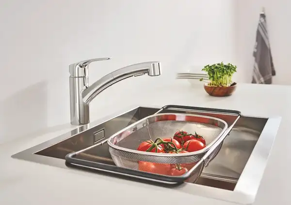Grohe Eurosmart New Змішувач для кухні, хром (30305001)