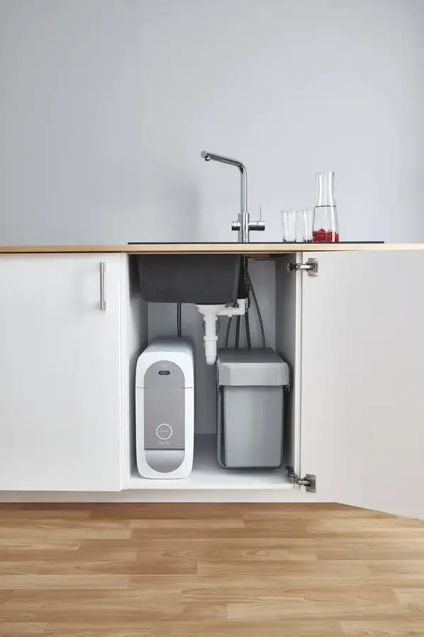 Система фільтрів для питної води зі змішувачем Grohe Blue Home Connected (31539000) Система фільтрів для питної води зі змішувачем Grohe Blue Home Connected (31539000)