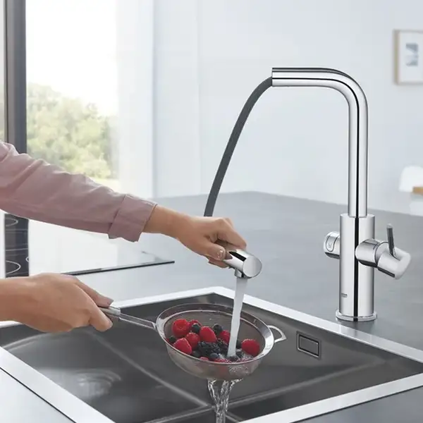 Система фільтрів для питної води зі змішувачем Grohe Blue Home Connected (31539000) Система фільтрів для питної води зі змішувачем Grohe Blue Home Connected (31539000)