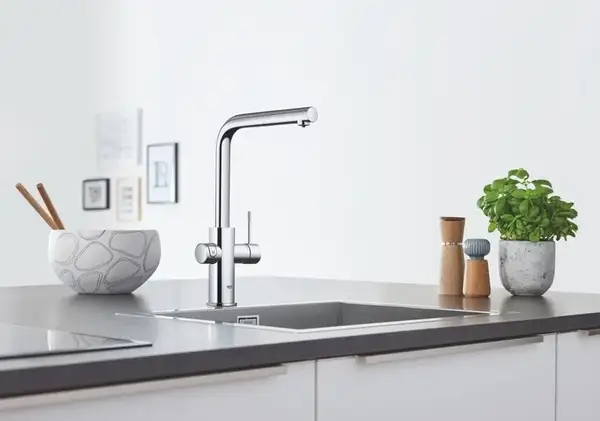 Система фільтрів для питної води зі змішувачем Grohe Blue Home Connected (31539000) Система фільтрів для питної води зі змішувачем Grohe Blue Home Connected (31539000)