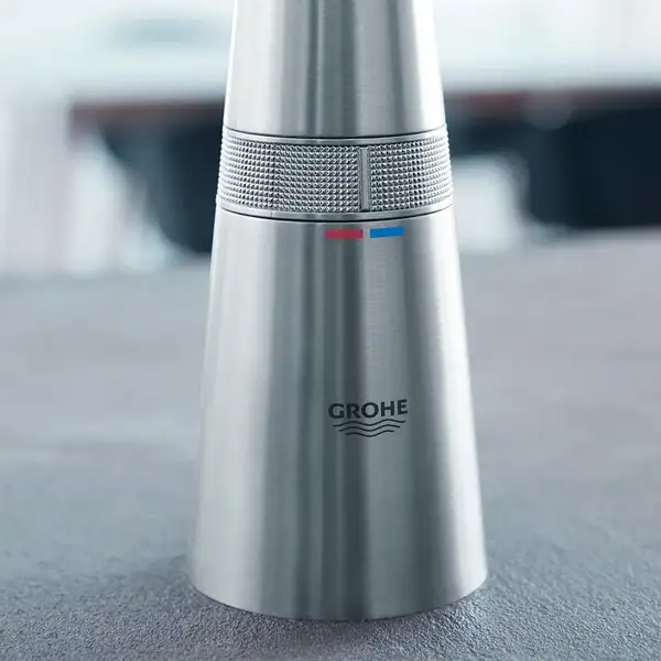 Змішувач для кухні з висувним виливом Grohe Zedra SmartControl (31593DC2) Змішувач для кухні з висувним виливом Grohe Zedra SmartControl (31593DC2)