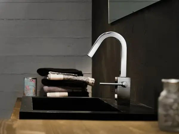 Змішувач для умивальника NOBILI CUBE CB00518/2CR зі зливом  Nobili