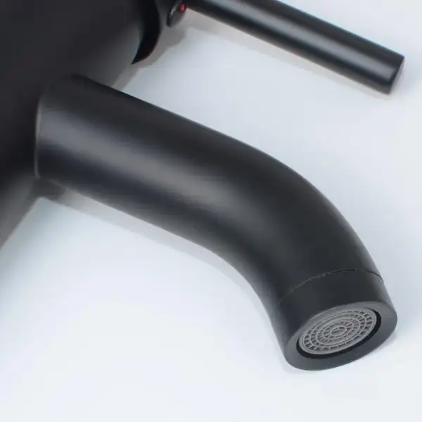 Змішувач для раковины (умивальника) Yoka SPA 24 BLACK черный низький (BU.SPA 24 BLK)