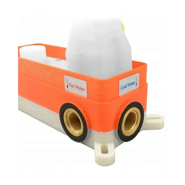 Смеситель для ванны и душа REA LUNGO WHITE MATT + BOX скрытого монтажа (REA-B6440) Смеситель для ванны и душа REA LUNGO WHITE MATT + BOX скрытого монтажа (REA-B6440)